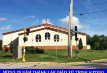 ĐGM Giáo phận Joliet chủ sự lễ mừng 25 năm thành lập Giáo xứ Trinh Vương gần thành phố Chicago ngày 26/8/2018