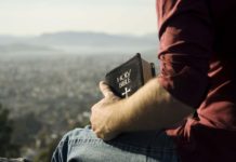 Con người của Mùa Chay