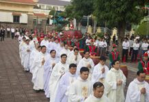 Cao điểm tuần chầu lượt giáo xứ Thuận Nghĩa