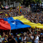 Venezuela: Biểu tình lớn ở tất cả 23 bang cũng như ở thủ đô Caracas sau lời kêu gọi của ông Guaidó