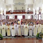 Giáo xứ Cầu Rầm: Thánh lễ cung hiến bàn thờ và làm phép nhà thờ giáo họ Trung Mỹ