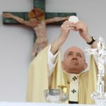 Đức Thánh cha chủ sự thánh lễ tại trường y khoa Đại học Thánh Tâm