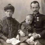 Mẹ của Đức Gioan Phaolô II chọn sự sống sau khi bác sĩ khuyên bà nên phá thai