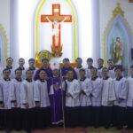 Quý thầy khóa XIV tĩnh tâm và gia nhập hàng giáo sĩ