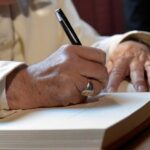 Thư của Đức Thánh cha gửi các cha sở