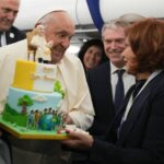 Đức Phanxicô mừng sinh nhật 88 tuổi