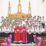 Thánh lễ ban bí tích Thêm Sức tại giáo xứ Yên Hòa – Thánh hóa nhờ sức mạnh Thánh Thần