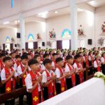 Giáo xứ Hiền Môn: Thánh lễ ban Bí tích Thêm Sức trong Tuần Chầu Lượt